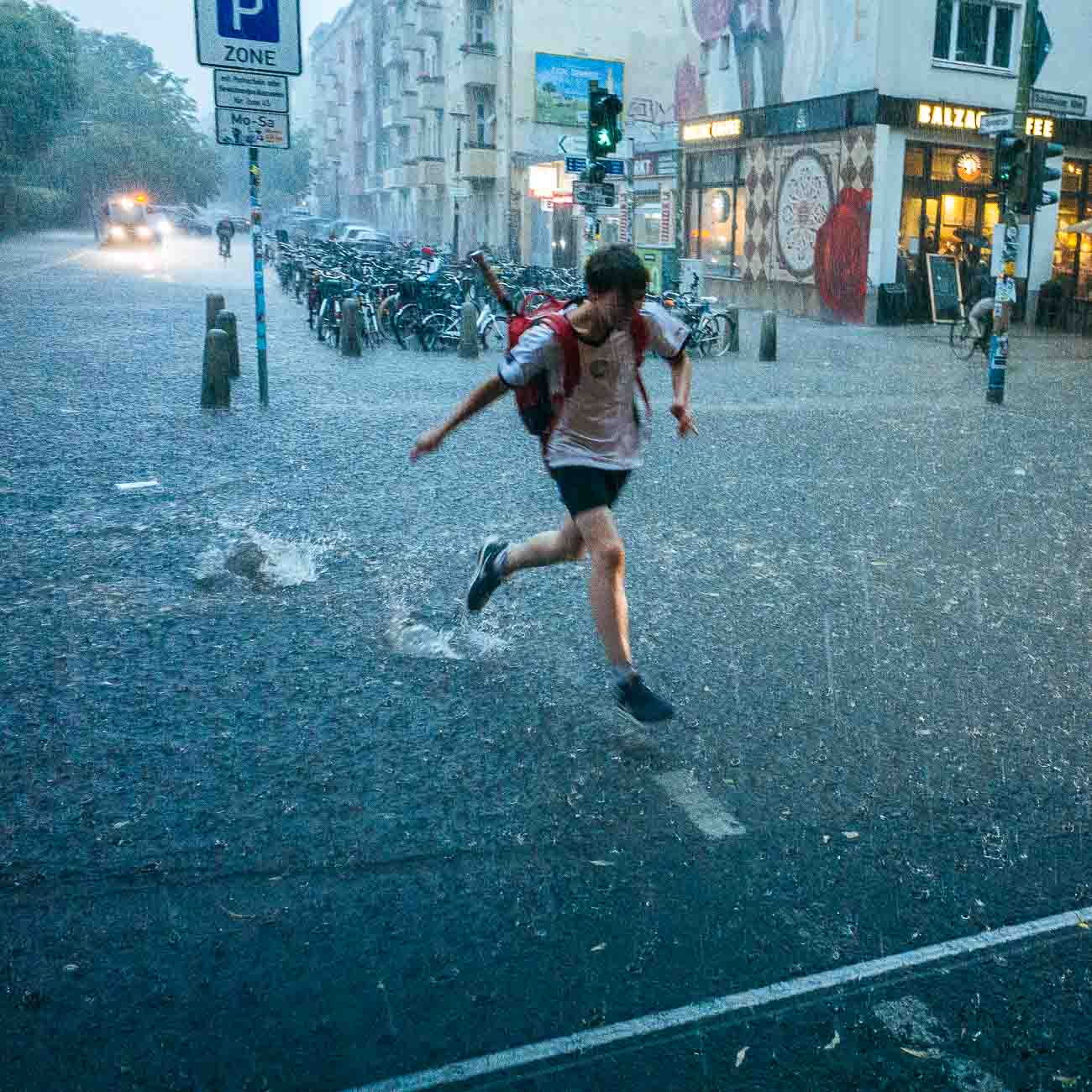 Street Photography Berlin Rain Martin U Waltz